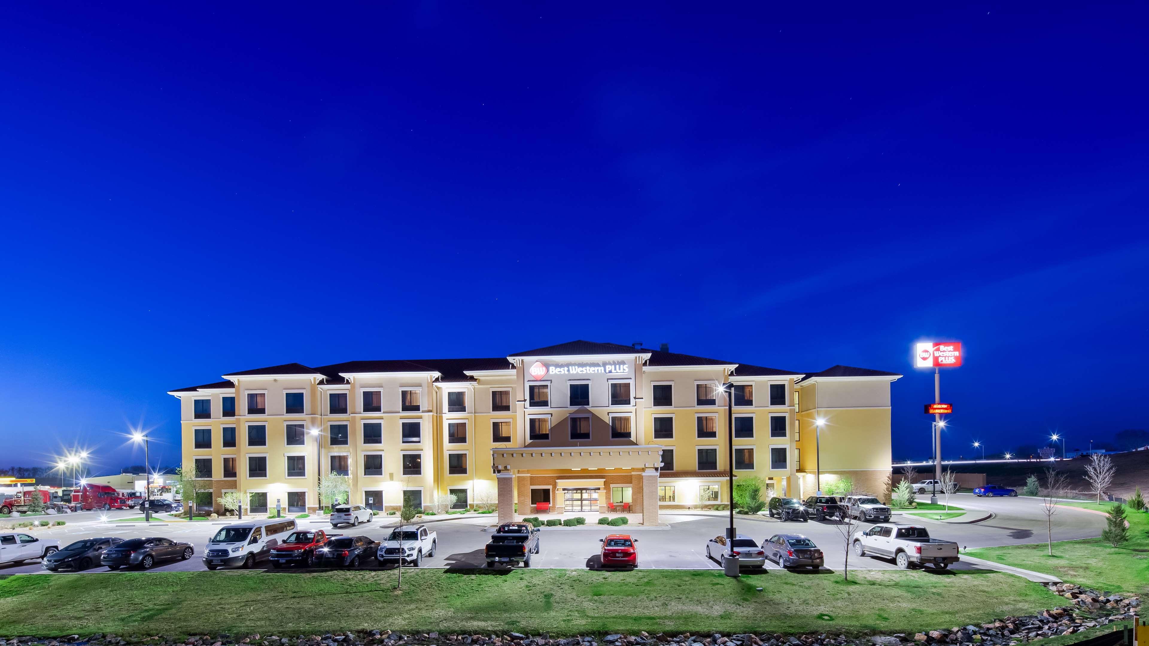 เบสต์ เวสเทิร์น พลัส ฮัดสัน โฮเต็ล แอนด์ สวีท Hotel Hudson ภายนอก รูปภาพ